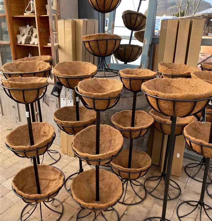 mit Kokos-Matten-Einlage mit Kokos-Matten-Einlage