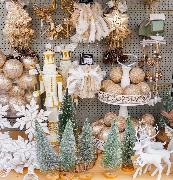 wunderschöne Figuren, Stecker und Dekoelemente wunderschöne Figuren, Stecker und Dekoelemente